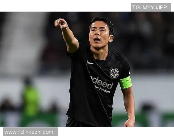 日本足球传奇人物盘点前十明星球员的辉煌与成就